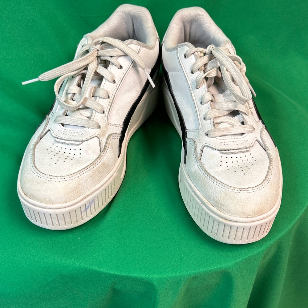 Puma White Sneakers with Black Stripe